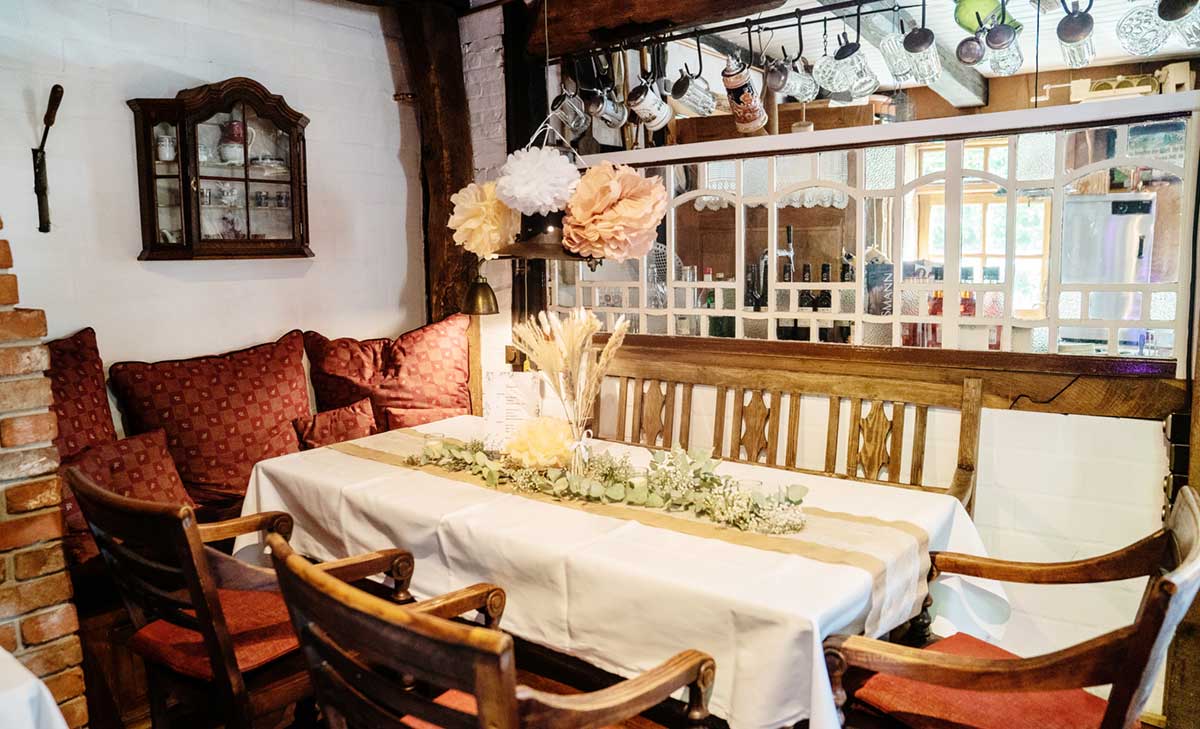 Kamin Hochzeitstisch Makenshoff